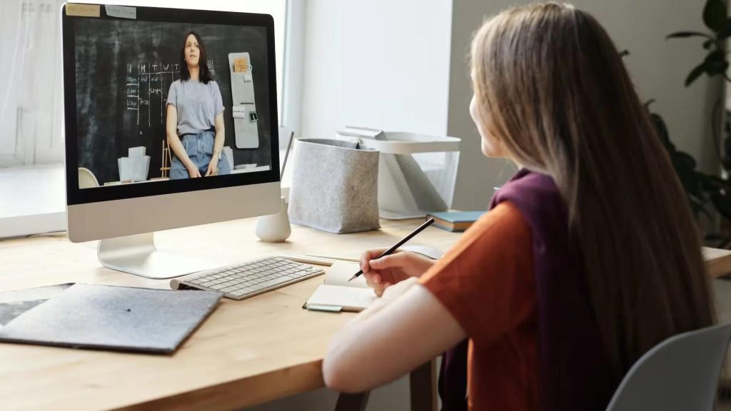 How to Become a Tutor Online